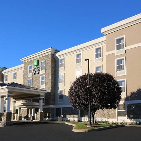 Holiday Inn Express Danbury I-84, An Ihg Hotel Zewnętrze zdjęcie
