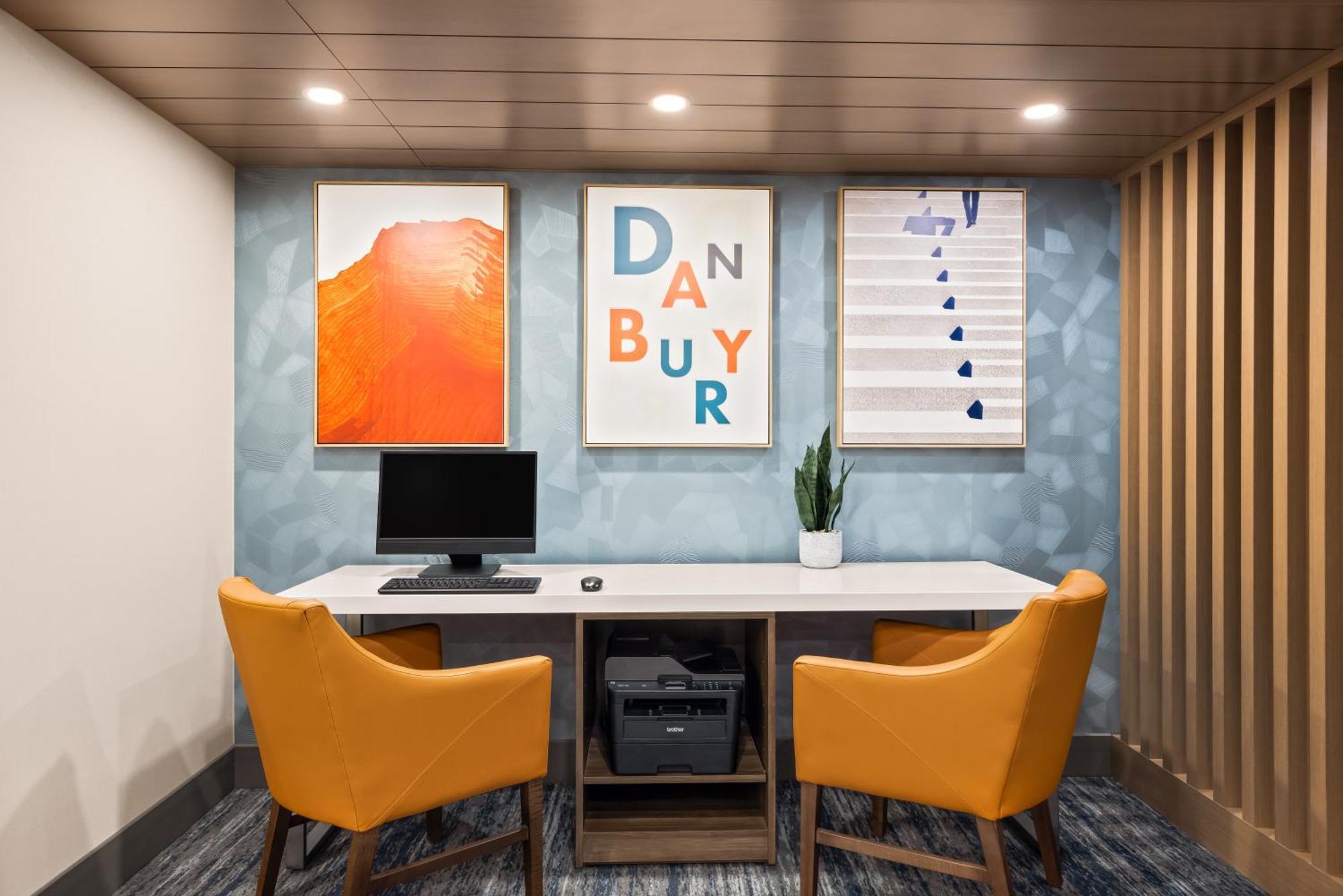 Holiday Inn Express Danbury I-84, An Ihg Hotel Zewnętrze zdjęcie