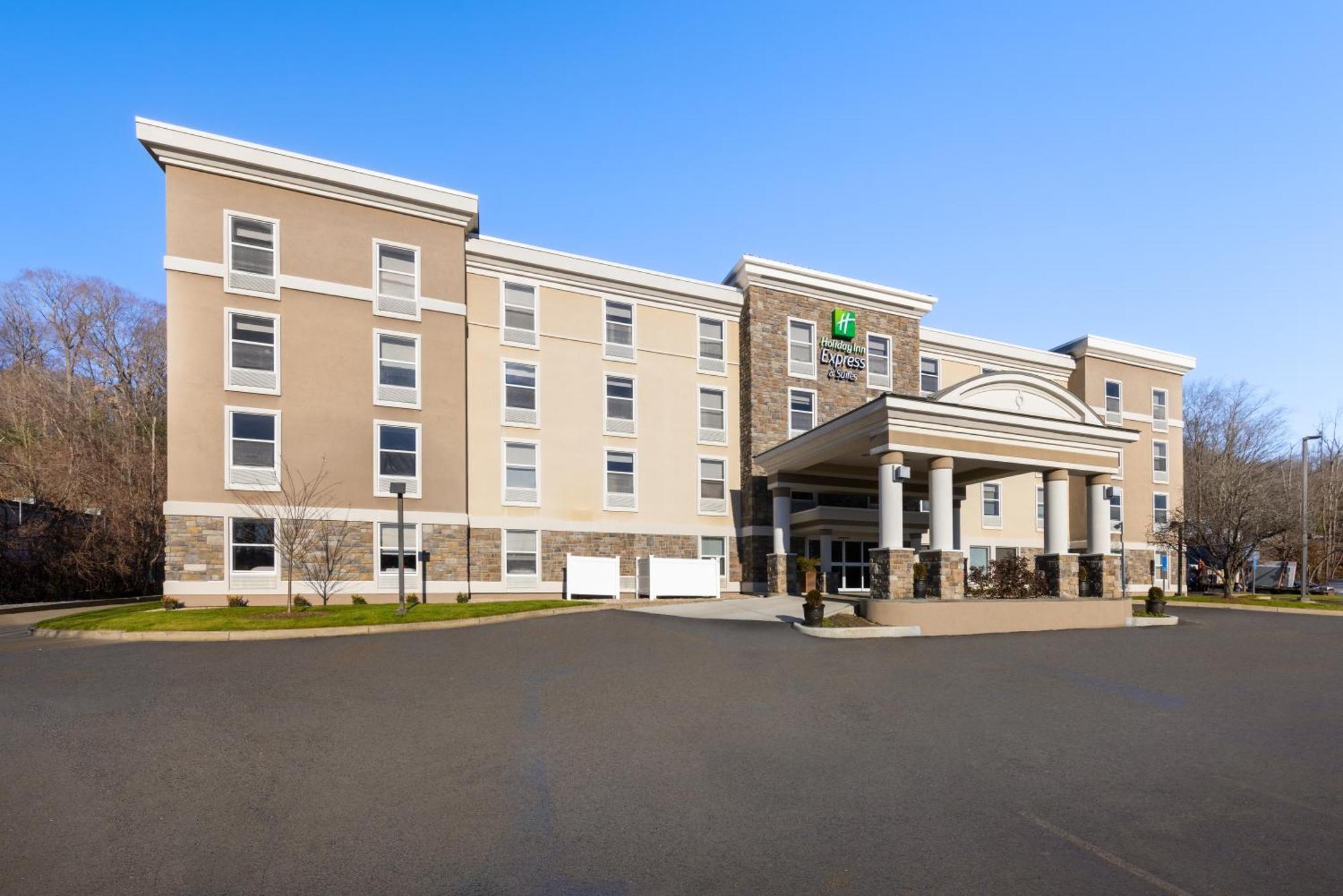 Holiday Inn Express Danbury I-84, An Ihg Hotel Zewnętrze zdjęcie