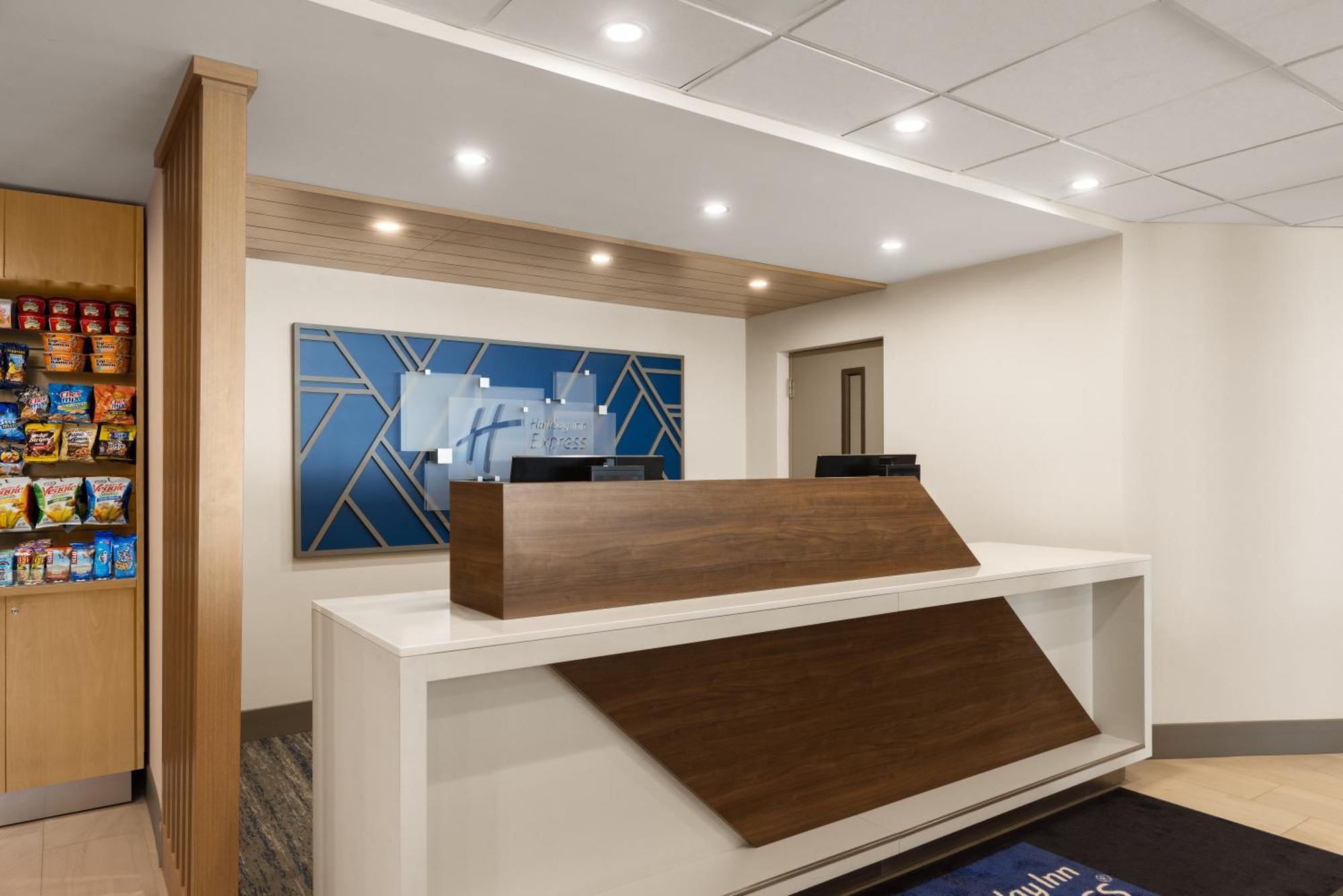 Holiday Inn Express Danbury I-84, An Ihg Hotel Zewnętrze zdjęcie