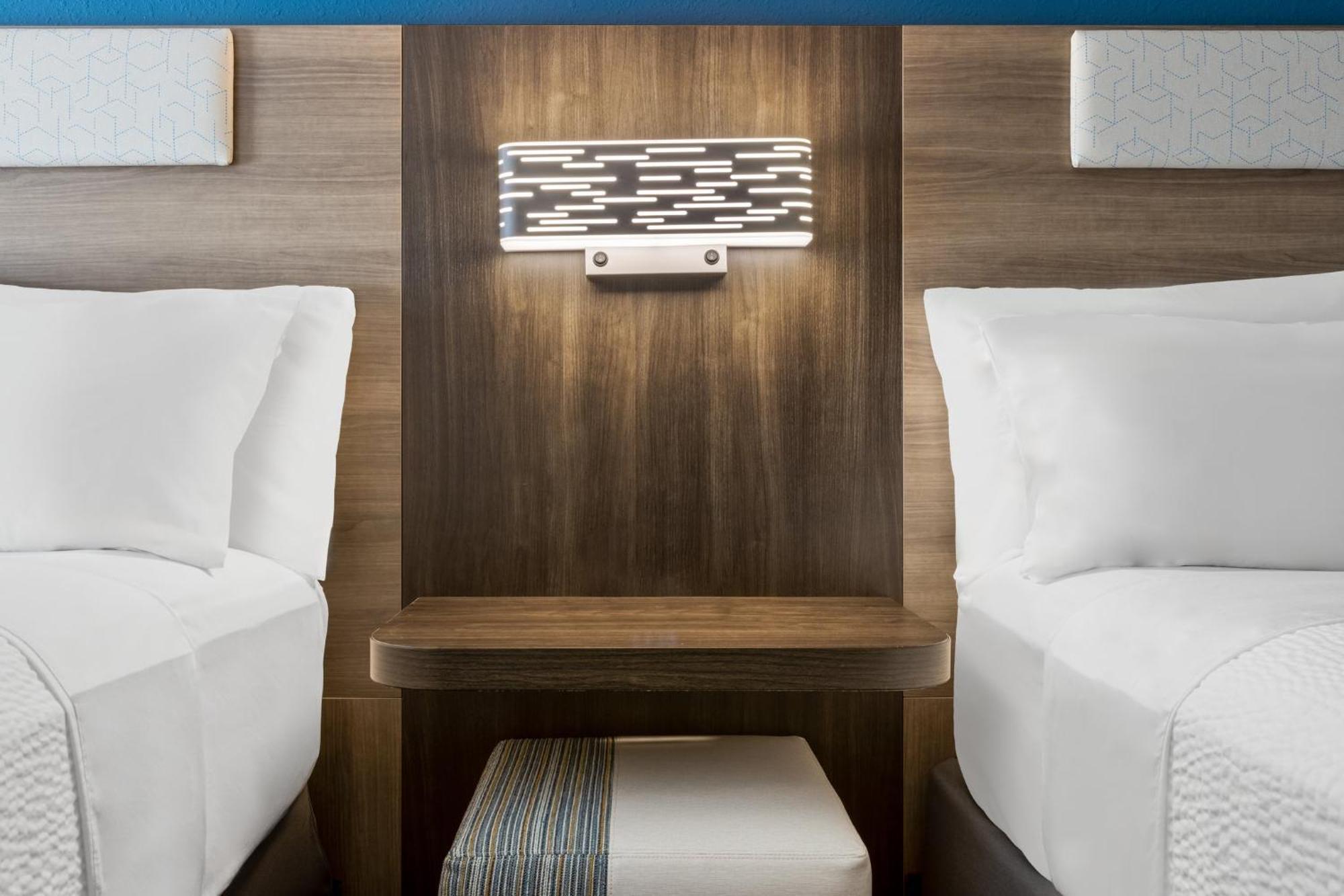 Holiday Inn Express Danbury I-84, An Ihg Hotel Zewnętrze zdjęcie