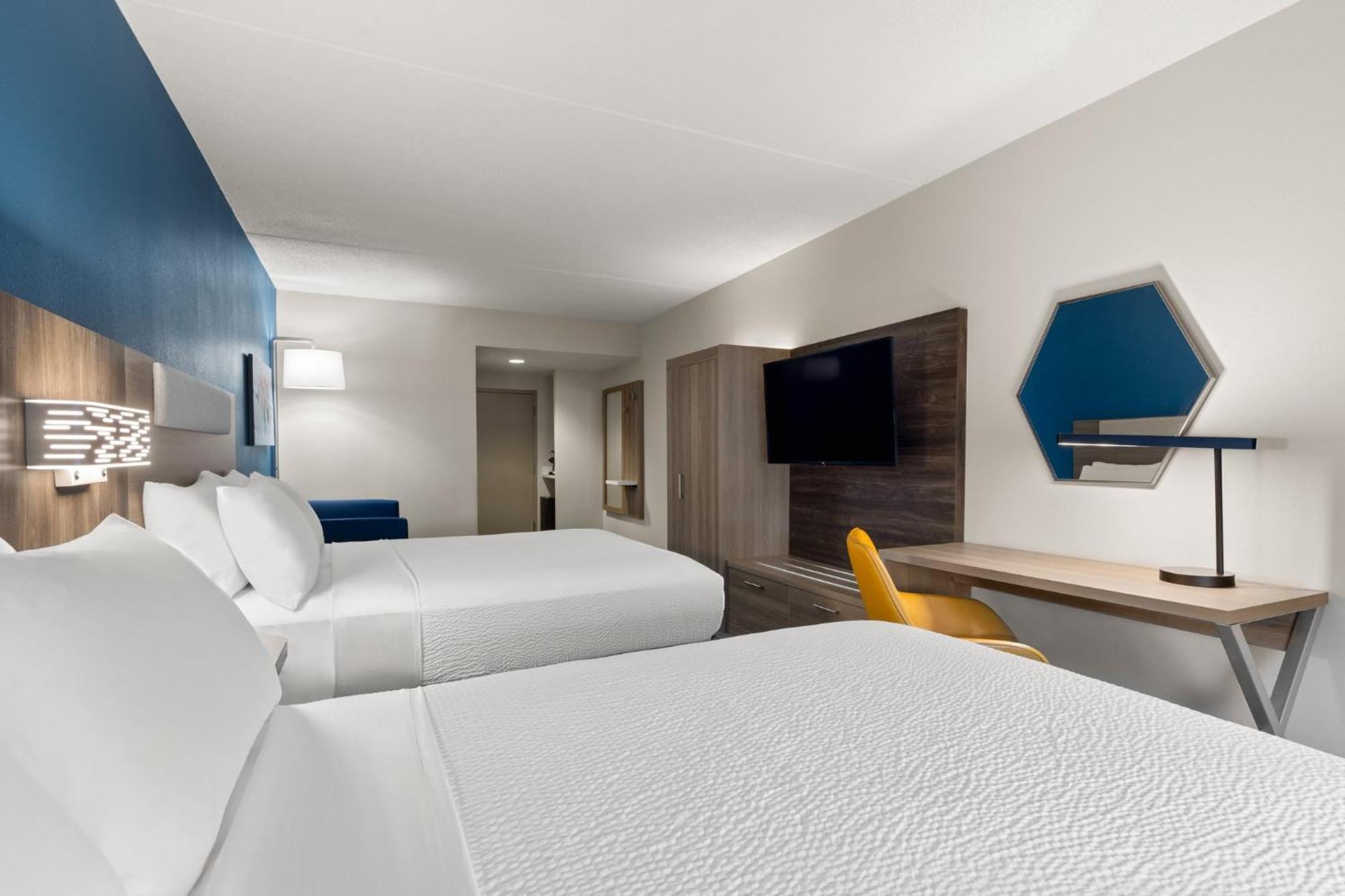 Holiday Inn Express Danbury I-84, An Ihg Hotel Zewnętrze zdjęcie