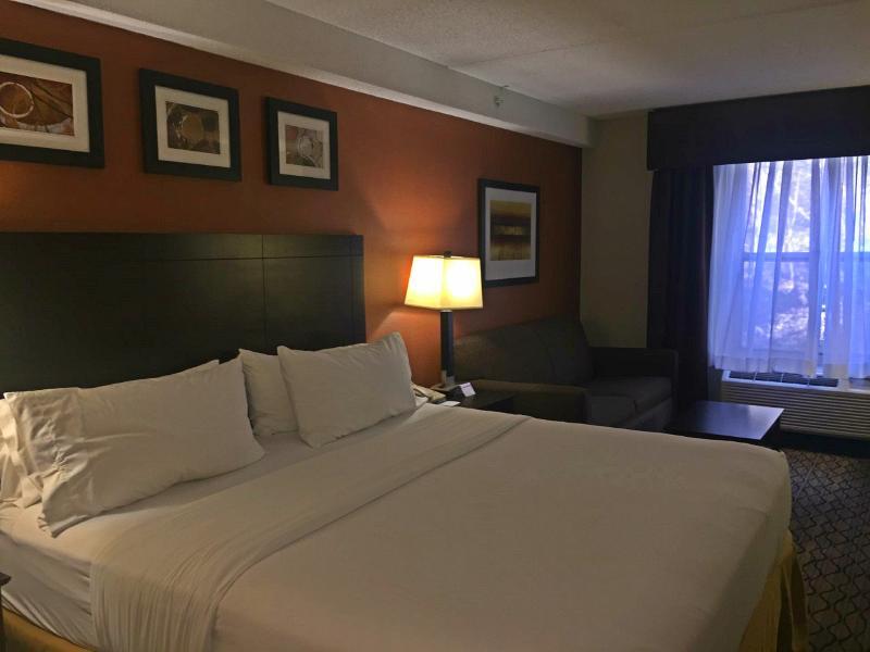Holiday Inn Express Danbury I-84, An Ihg Hotel Zewnętrze zdjęcie